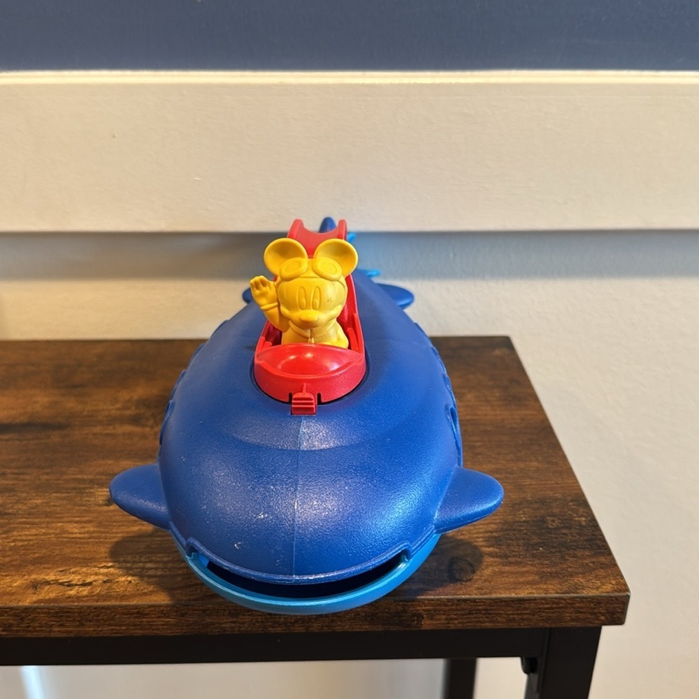 Green Toys - Blue Submarine Toy BPA Free 100% Recycled Made in USA Brand - Picture 2 of 10